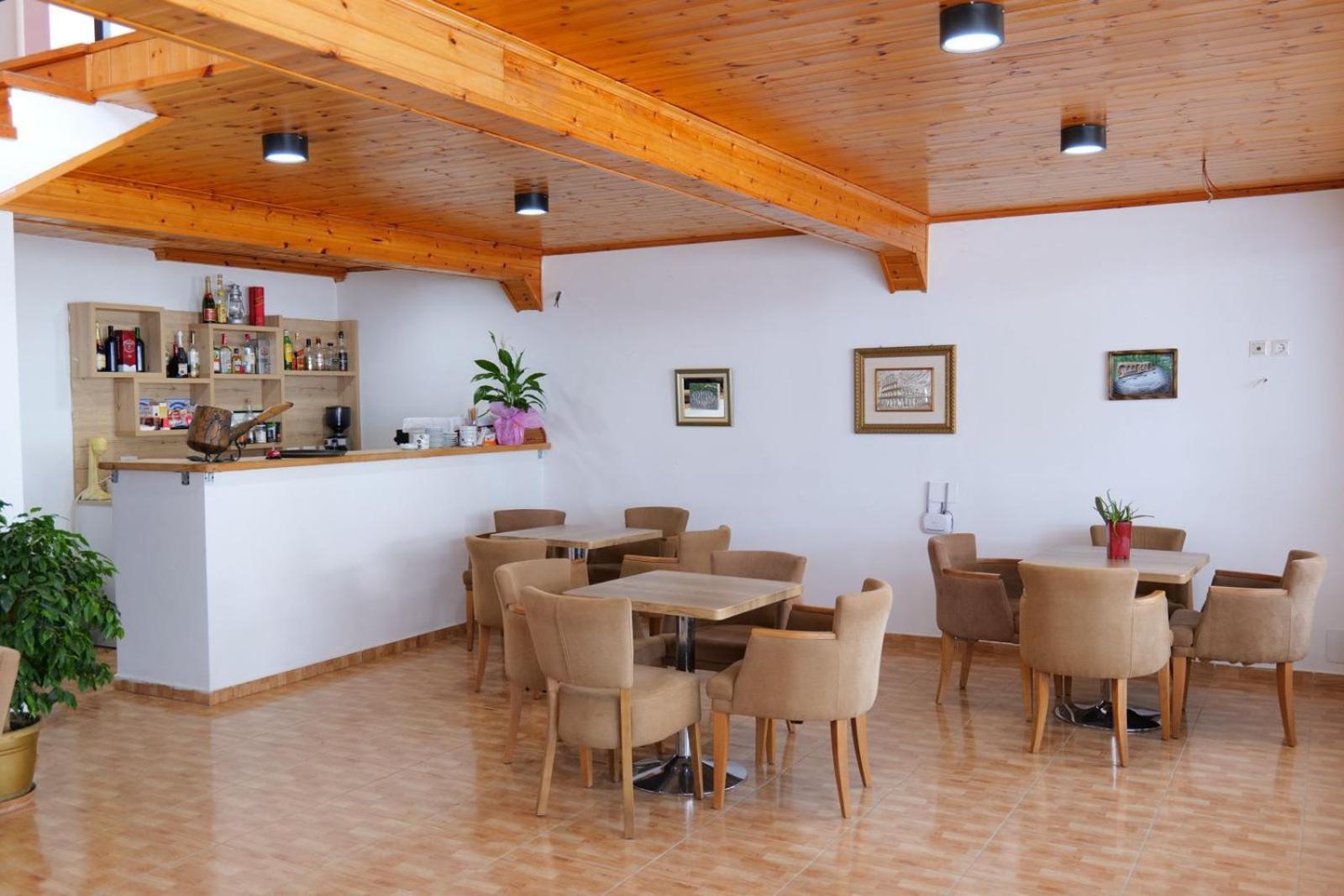 Hotel Eden Sarande Luaran gambar