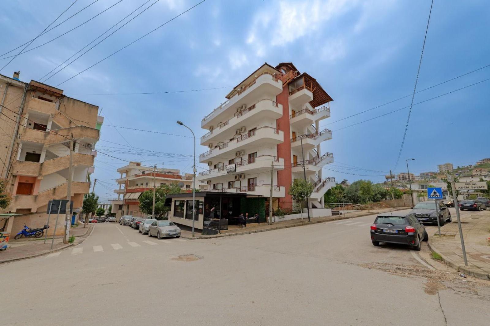 Hotel Eden Sarande Luaran gambar