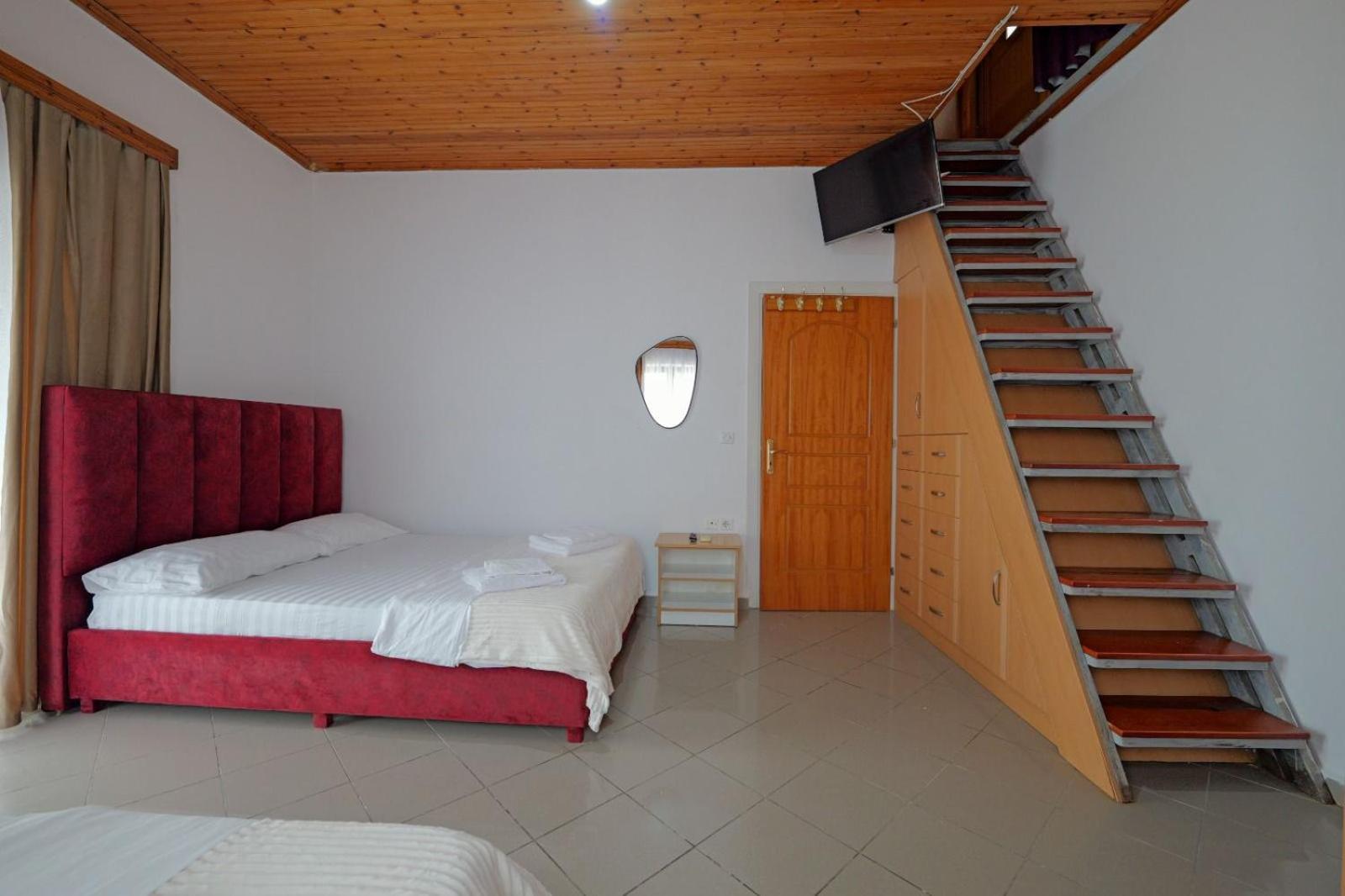 Hotel Eden Sarande Luaran gambar