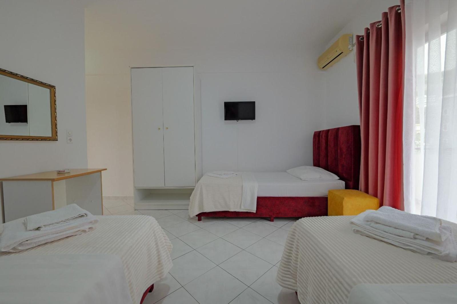 Hotel Eden Sarande Luaran gambar