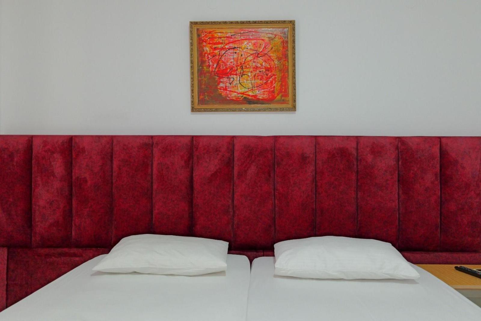 Hotel Eden Sarande Luaran gambar