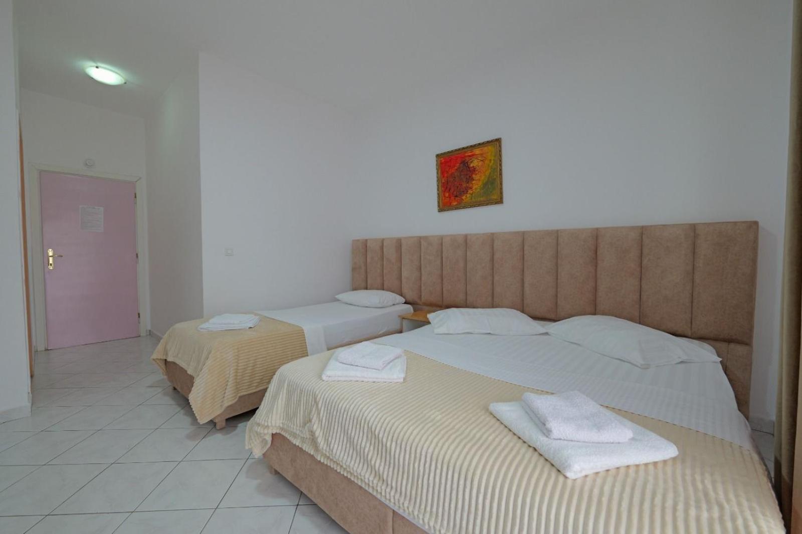 Hotel Eden Sarande Luaran gambar