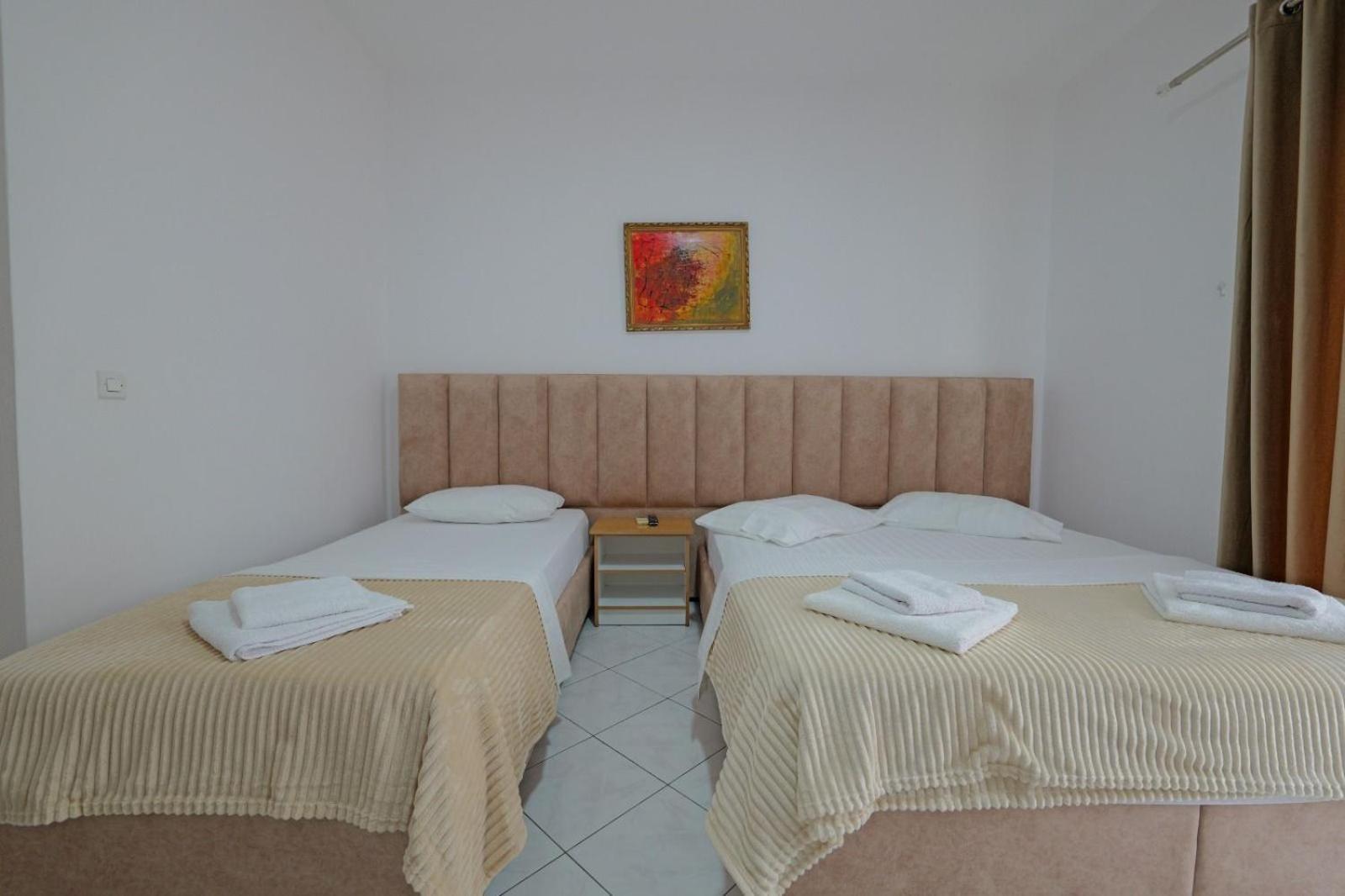 Hotel Eden Sarande Luaran gambar