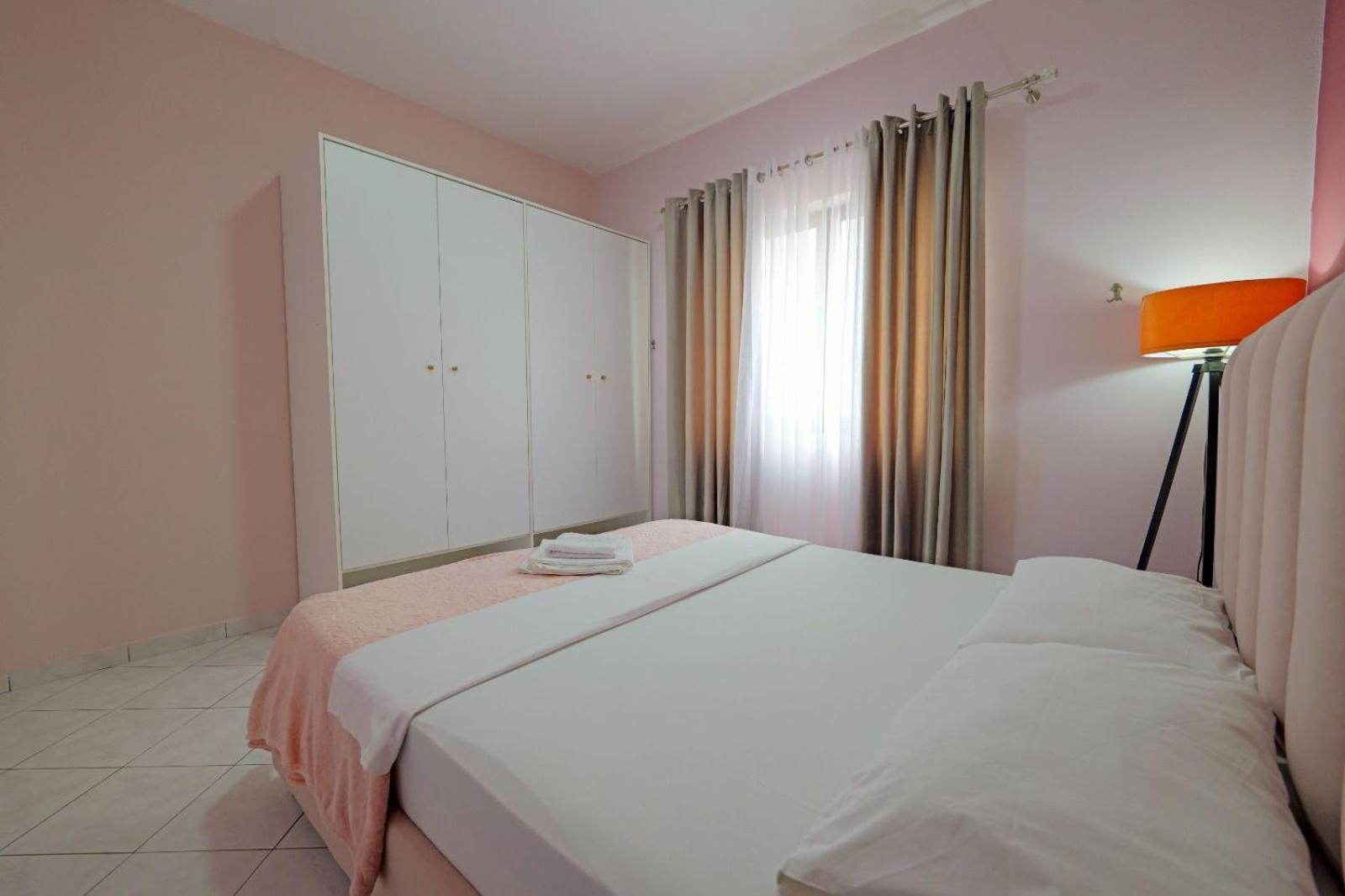 Hotel Eden Sarande Luaran gambar