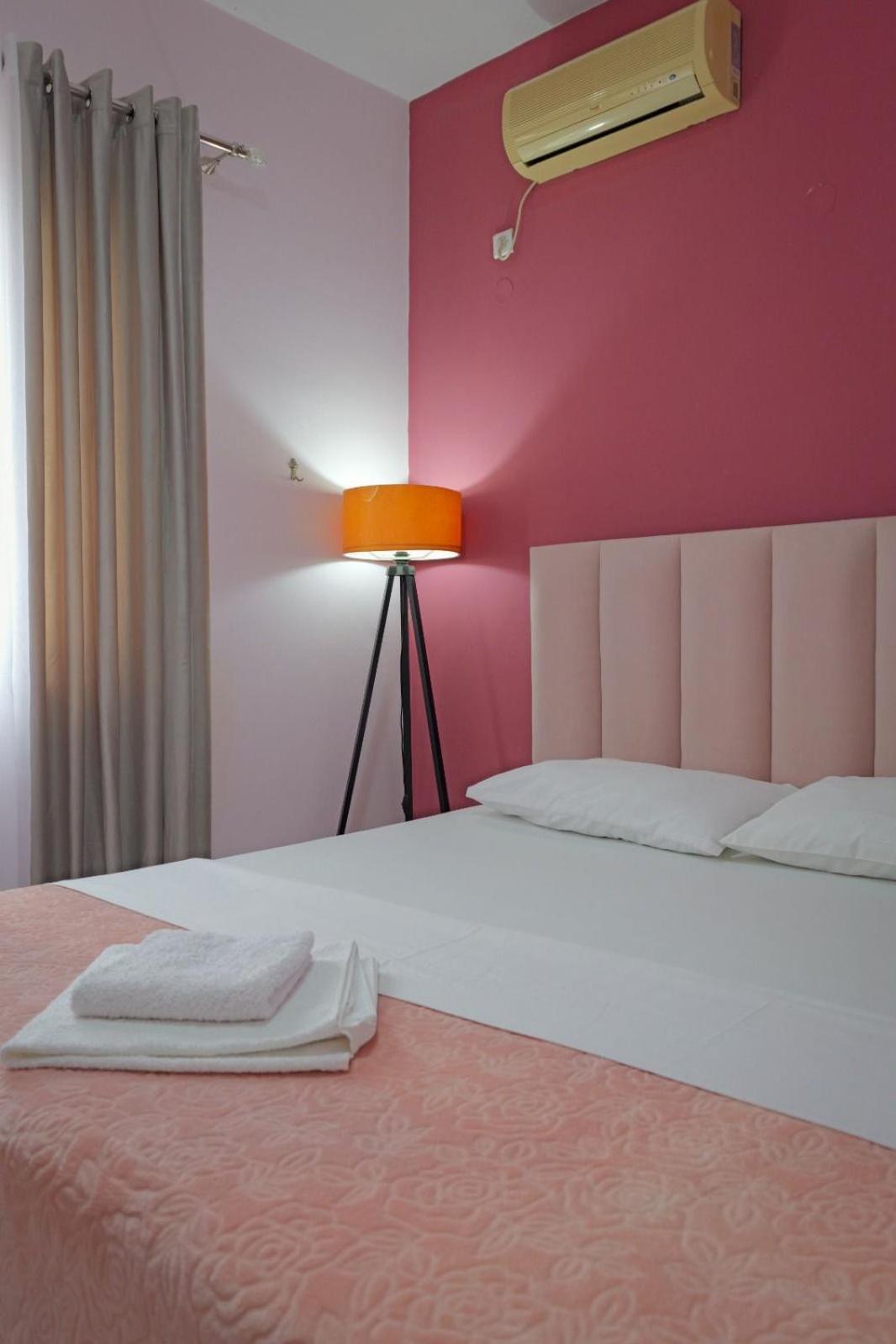Hotel Eden Sarande Luaran gambar