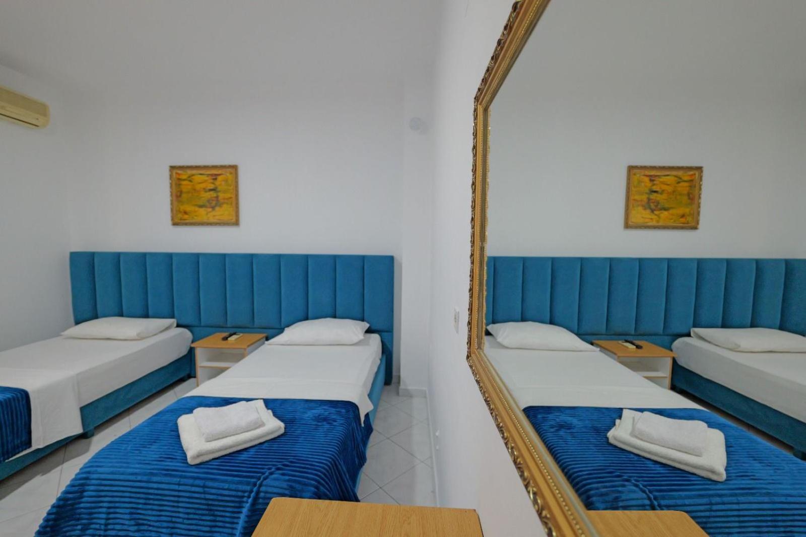 Hotel Eden Sarande Luaran gambar